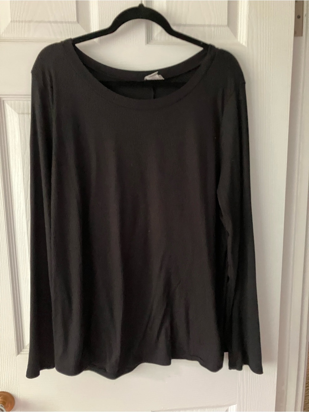 Sew In Love Women's Black Long-Sleeve Ribbed Tee
